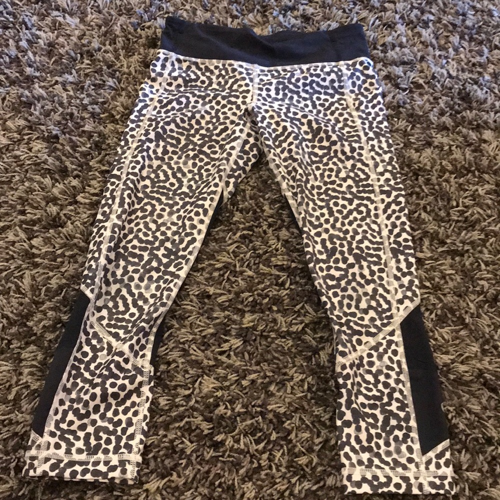Size 4 crops